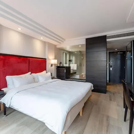 Radisson Blu Elizabete Hotel, Hotel
