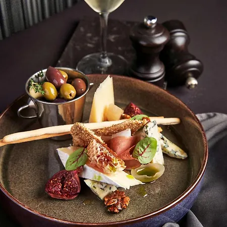 Radisson Blu Elizabete Hotel, Hotel 4*